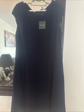 St. John Black Cap-Sleeve Midi Column Dress